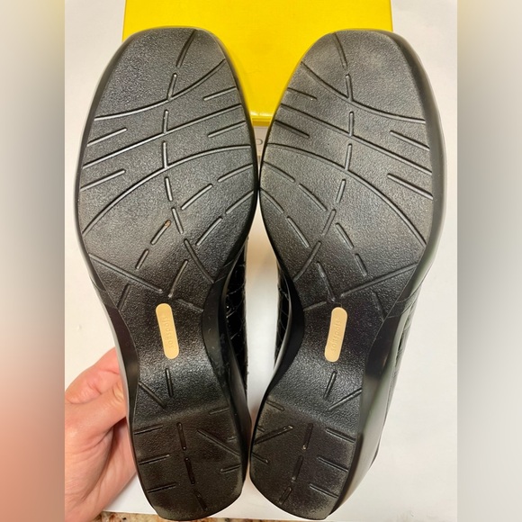 Softspots NIB Black/Brown Patent Loafers - 8.5N - Picture 6 of 6